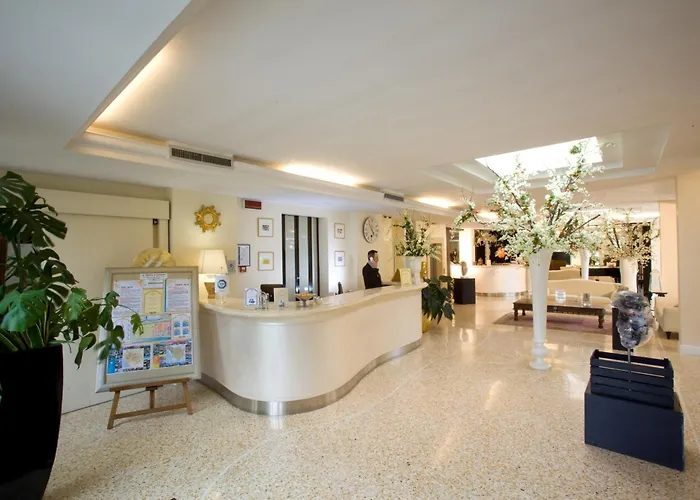 iH Hotels Logos Forte Dei Marmi