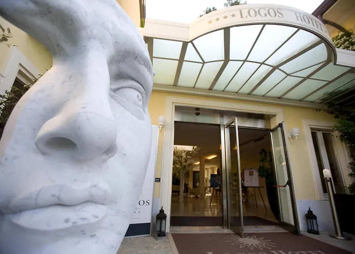 iH Hotels Logos Forte Dei Marmi