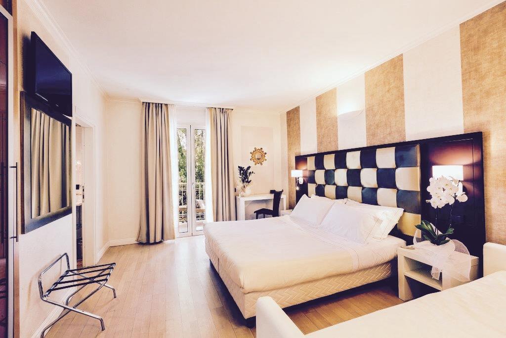 Ih Logos Dei Marmi Hotel 4*