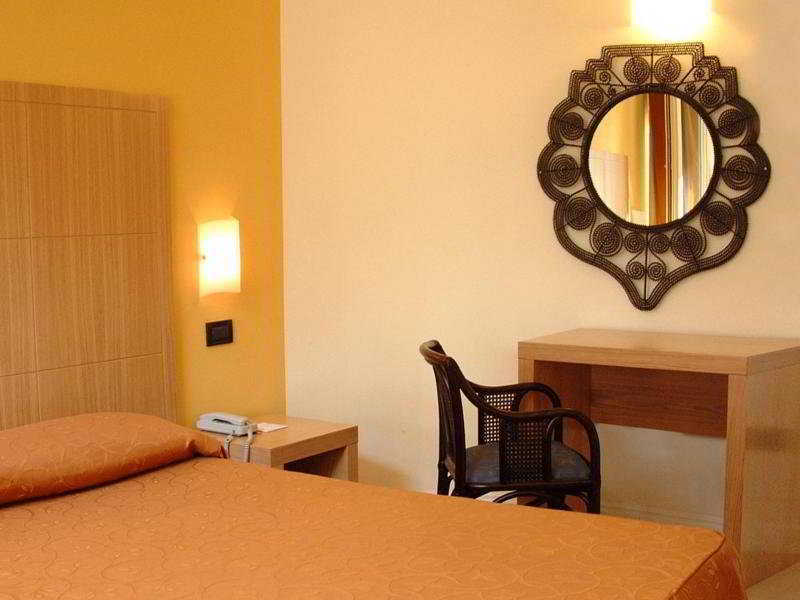 Hotel Ih Logos Dei Marmi